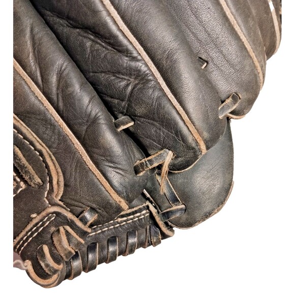 Wilson Baseball Glove 3284 Softball Right Handed Thrower Baseball Mitt Used - Picture 3 of 10